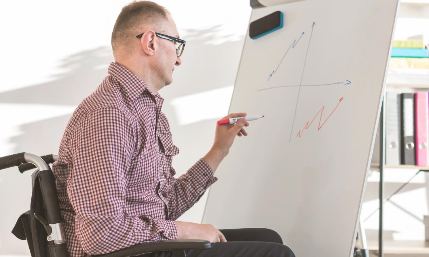 Modèles hybrides et diversification des revenus